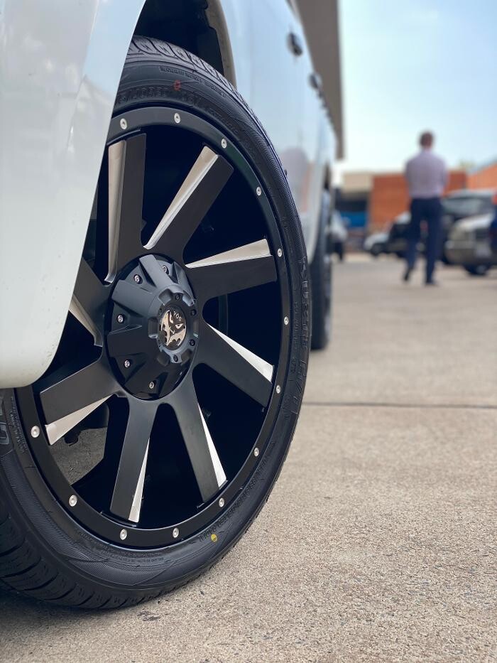 Images Ozzy Tyres Fyshwick | Tyres Canberra | Wheels & Tyres ACT | 4x4 Centre