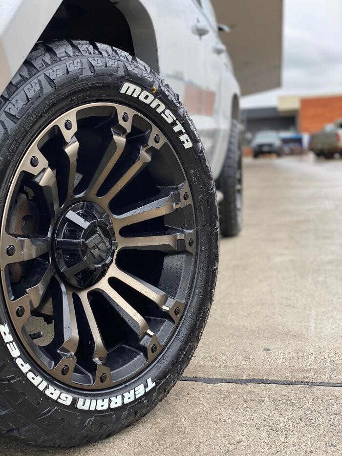 Images Ozzy Tyres Fyshwick | Tyres Canberra | Wheels & Tyres ACT | 4x4 Centre