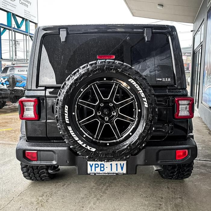 Images Ozzy Tyres Fyshwick | Tyres Canberra | Wheels & Tyres ACT | 4x4 Centre