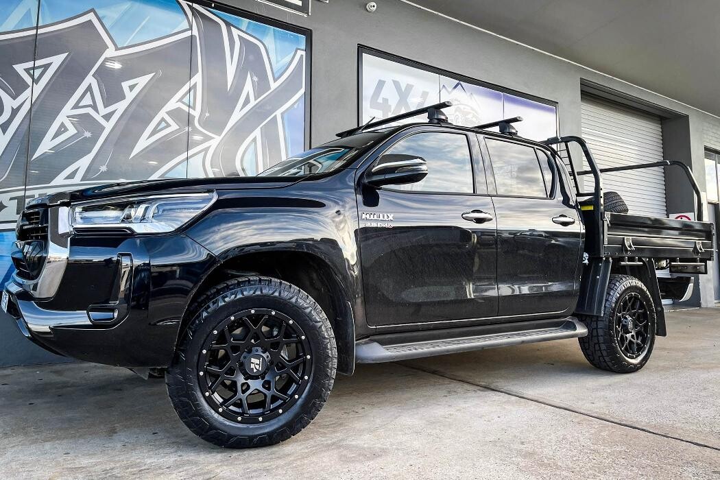 Images Ozzy Tyres Fyshwick | Tyres Canberra | Wheels & Tyres ACT | 4x4 Centre