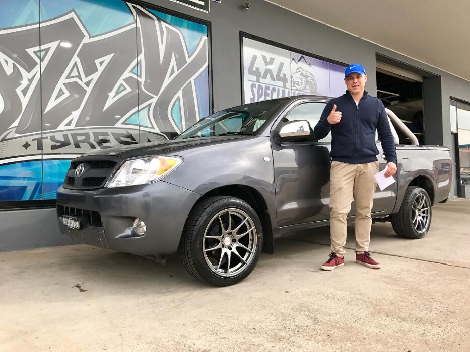 Images Ozzy Tyres Fyshwick | Tyres Canberra | Wheels & Tyres ACT | 4x4 Centre