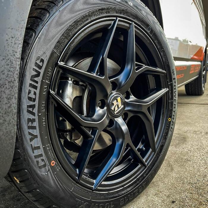 Images Ozzy Tyres Fyshwick | Tyres Canberra | Wheels & Tyres ACT | 4x4 Centre