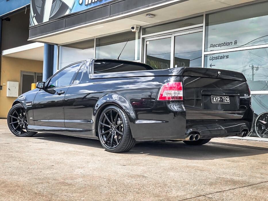 Images Ozzy Tyres Fyshwick | Tyres Canberra | Wheels & Tyres ACT | 4x4 Centre