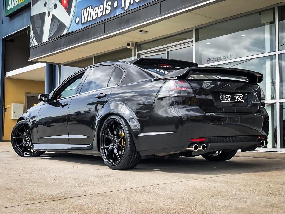 Images Ozzy Tyres Fyshwick | Tyres Canberra | Wheels & Tyres ACT | 4x4 Centre