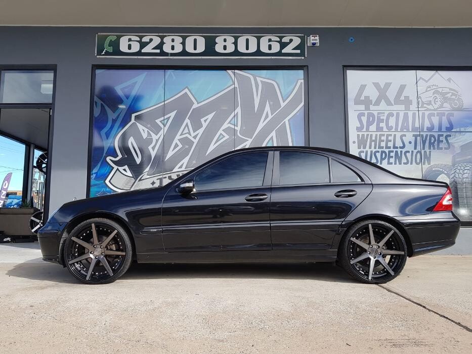 Images Ozzy Tyres Fyshwick | Tyres Canberra | Wheels & Tyres ACT | 4x4 Centre