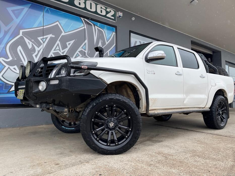 Images Ozzy Tyres Fyshwick | Tyres Canberra | Wheels & Tyres ACT | 4x4 Centre
