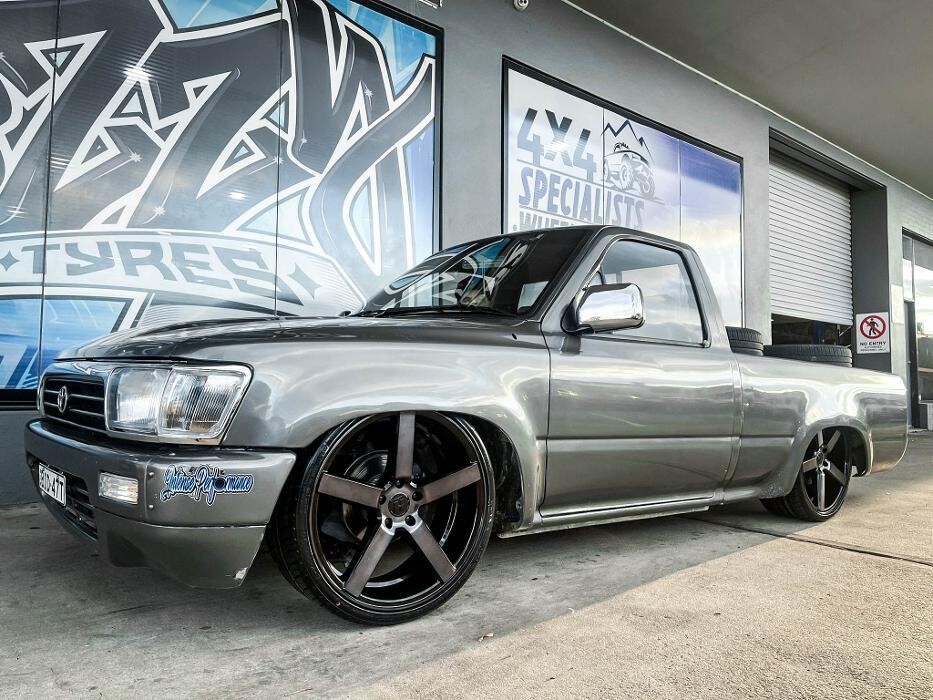 Images Ozzy Tyres Fyshwick | Tyres Canberra | Wheels & Tyres ACT | 4x4 Centre