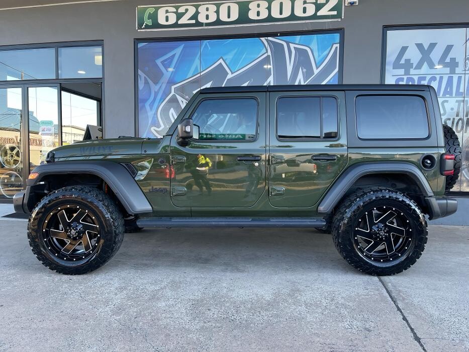 Images Ozzy Tyres Fyshwick | Tyres Canberra | Wheels & Tyres ACT | 4x4 Centre