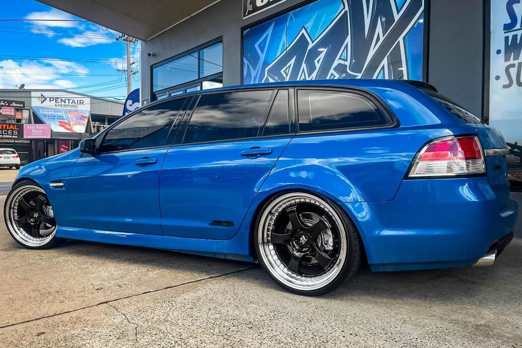 Images Ozzy Tyres Fyshwick | Tyres Canberra | Wheels & Tyres ACT | 4x4 Centre