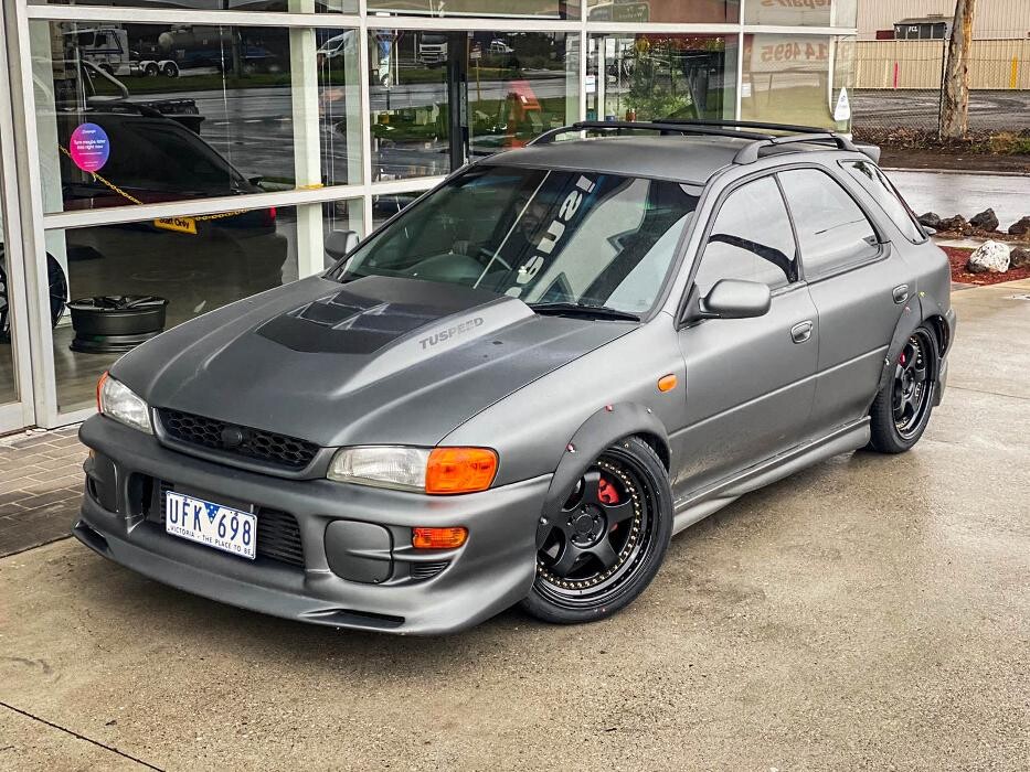 Images Ozzy Tyres Fyshwick | Tyres Canberra | Wheels & Tyres ACT | 4x4 Centre