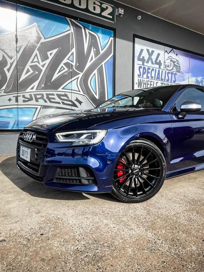 Images Ozzy Tyres Fyshwick | Tyres Canberra | Wheels & Tyres ACT | 4x4 Centre