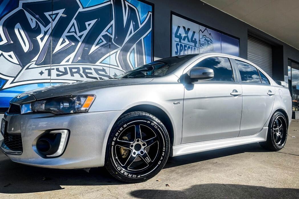 Images Ozzy Tyres Fyshwick | Tyres Canberra | Wheels & Tyres ACT | 4x4 Centre