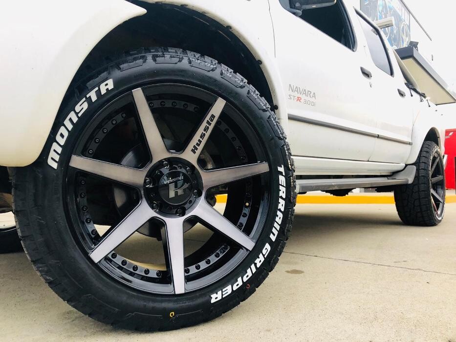 Images Ozzy Tyres Fyshwick | Tyres Canberra | Wheels & Tyres ACT | 4x4 Centre