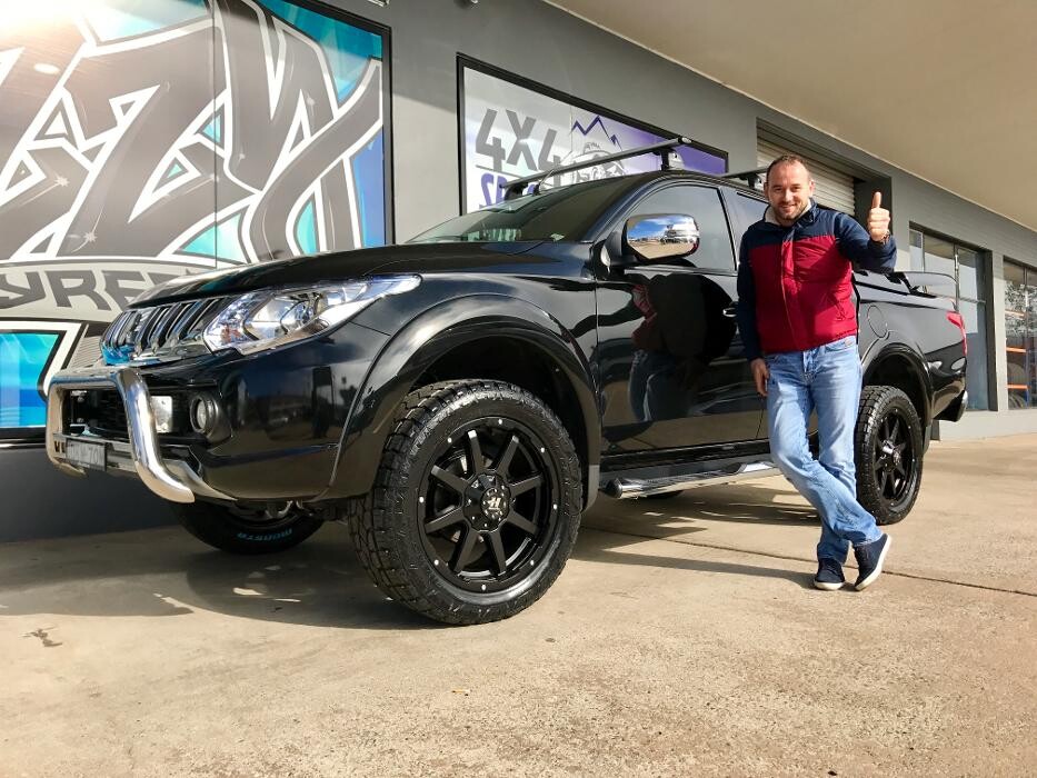 Images Ozzy Tyres Fyshwick | Tyres Canberra | Wheels & Tyres ACT | 4x4 Centre