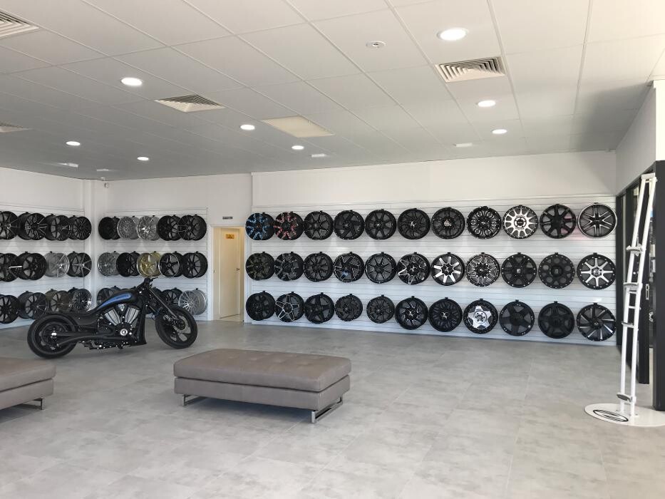 Images Ozzy Tyres Fyshwick | Tyres Canberra | Wheels & Tyres ACT | 4x4 Centre