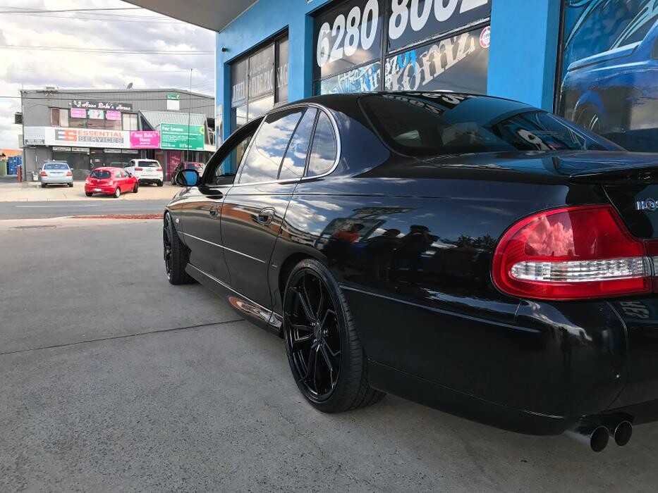 Images Ozzy Tyres Fyshwick | Tyres Canberra | Wheels & Tyres ACT | 4x4 Centre
