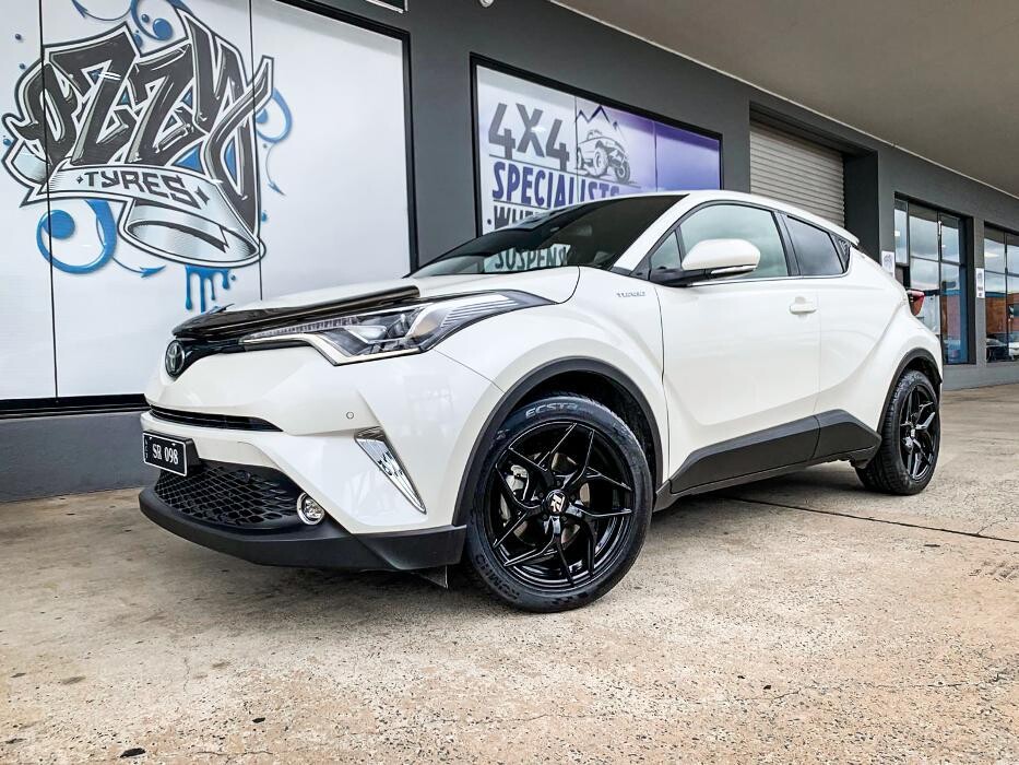 Images Ozzy Tyres Fyshwick | Tyres Canberra | Wheels & Tyres ACT | 4x4 Centre