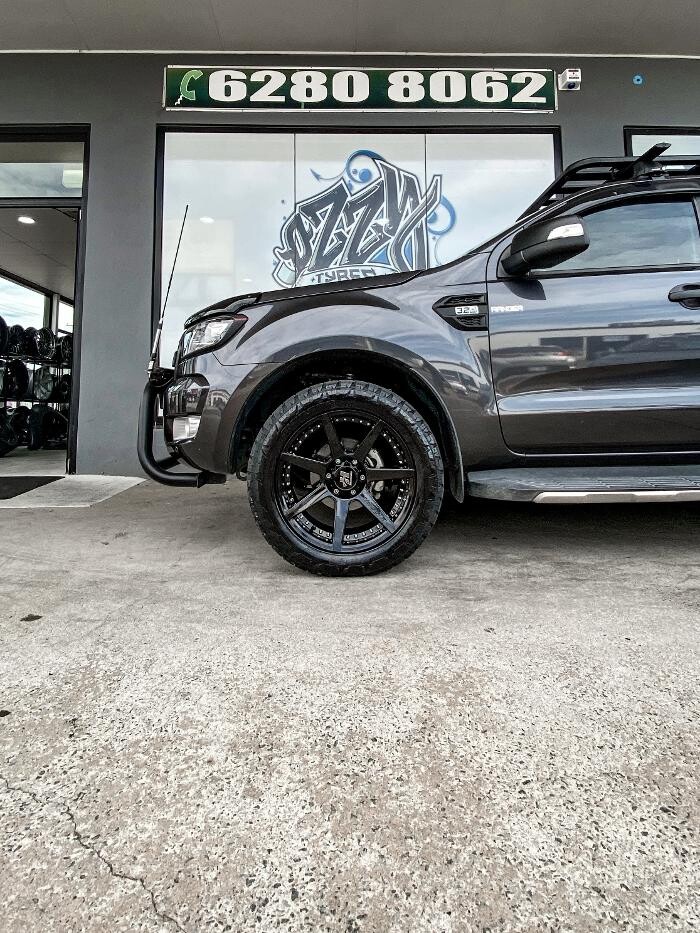 Images Ozzy Tyres Fyshwick | Tyres Canberra | Wheels & Tyres ACT | 4x4 Centre