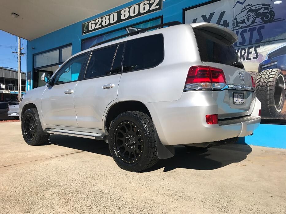 Images Ozzy Tyres Fyshwick | Tyres Canberra | Wheels & Tyres ACT | 4x4 Centre