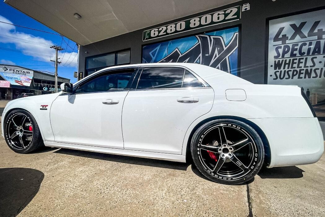 Images Ozzy Tyres Fyshwick | Tyres Canberra | Wheels & Tyres ACT | 4x4 Centre
