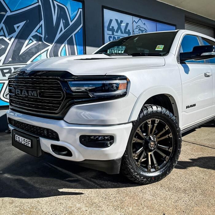Images Ozzy Tyres Fyshwick | Tyres Canberra | Wheels & Tyres ACT | 4x4 Centre