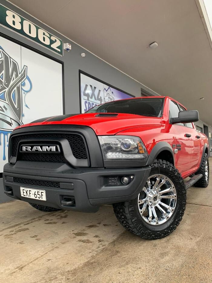 Images Ozzy Tyres Fyshwick | Tyres Canberra | Wheels & Tyres ACT | 4x4 Centre