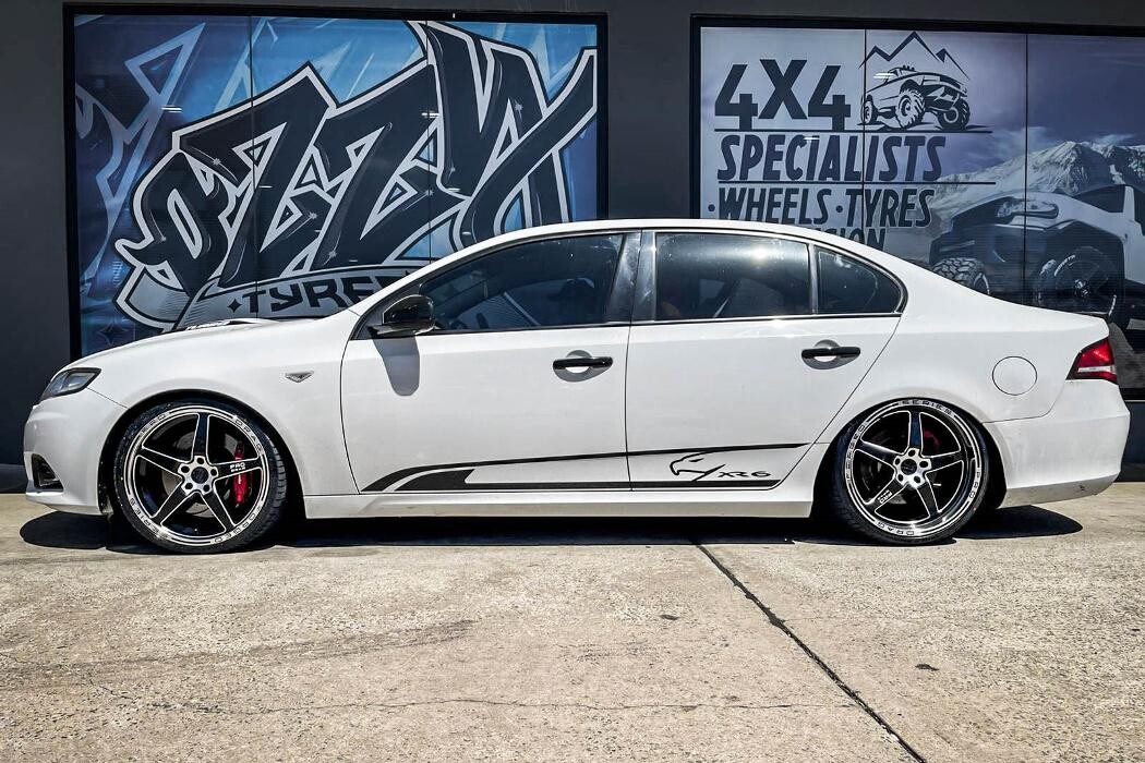 Images Ozzy Tyres Fyshwick | Tyres Canberra | Wheels & Tyres ACT | 4x4 Centre
