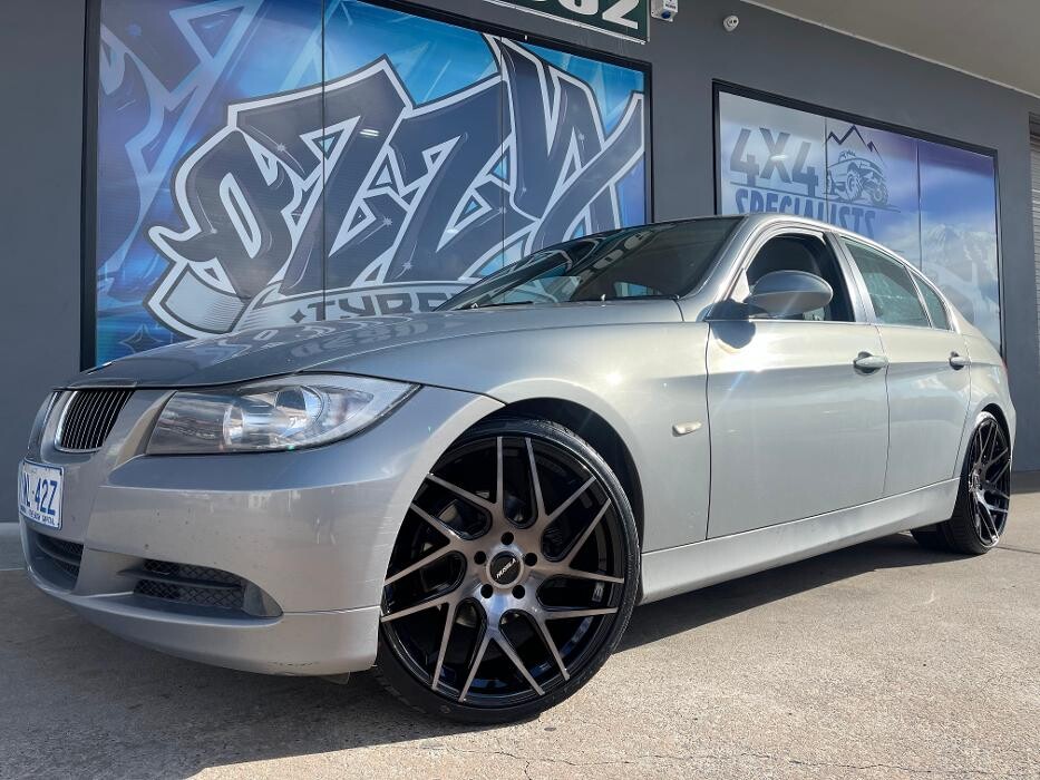 Images Ozzy Tyres Fyshwick | Tyres Canberra | Wheels & Tyres ACT | 4x4 Centre
