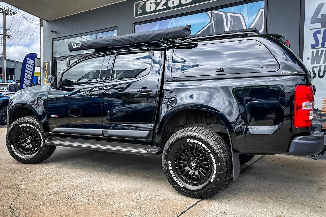 Images Ozzy Tyres Fyshwick | Tyres Canberra | Wheels & Tyres ACT | 4x4 Centre