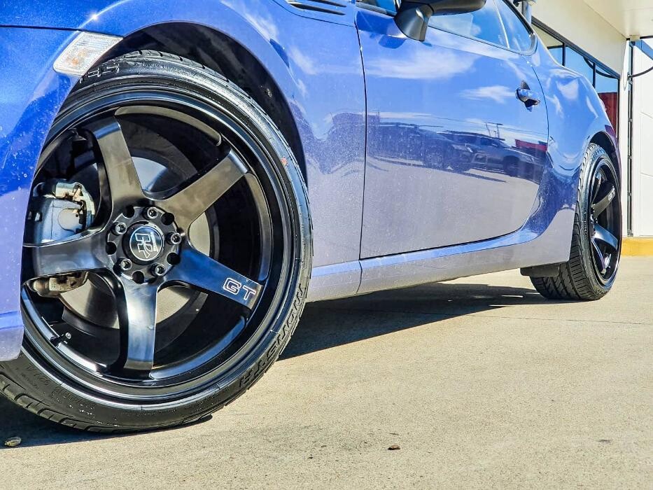 Images Ozzy Tyres Fyshwick | Tyres Canberra | Wheels & Tyres ACT | 4x4 Centre