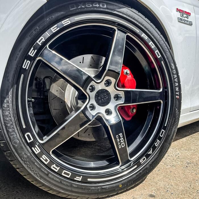 Images Ozzy Tyres Fyshwick | Tyres Canberra | Wheels & Tyres ACT | 4x4 Centre