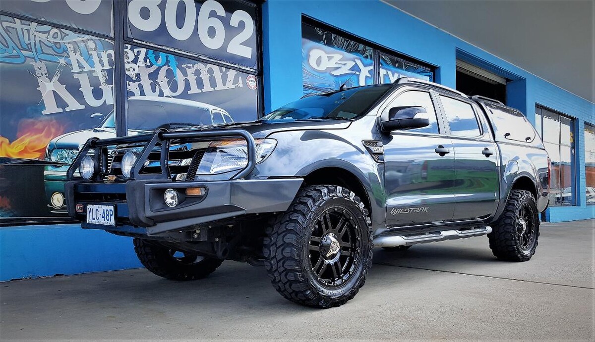 Images Ozzy Tyres Fyshwick | Tyres Canberra | Wheels & Tyres ACT | 4x4 Centre
