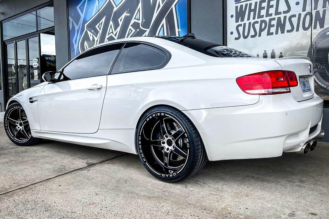 Images Ozzy Tyres Fyshwick | Tyres Canberra | Wheels & Tyres ACT | 4x4 Centre