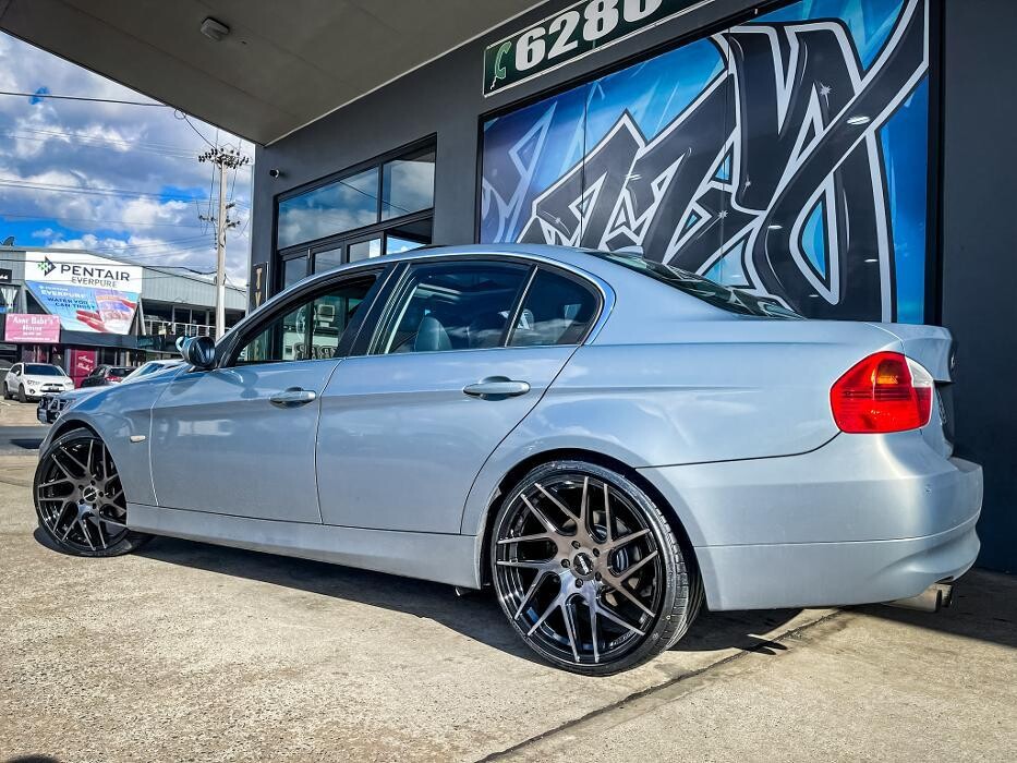 Images Ozzy Tyres Fyshwick | Tyres Canberra | Wheels & Tyres ACT | 4x4 Centre