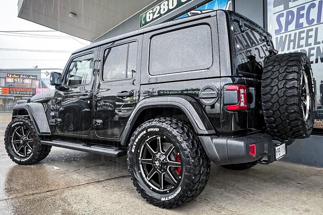 Images Ozzy Tyres Fyshwick | Tyres Canberra | Wheels & Tyres ACT | 4x4 Centre