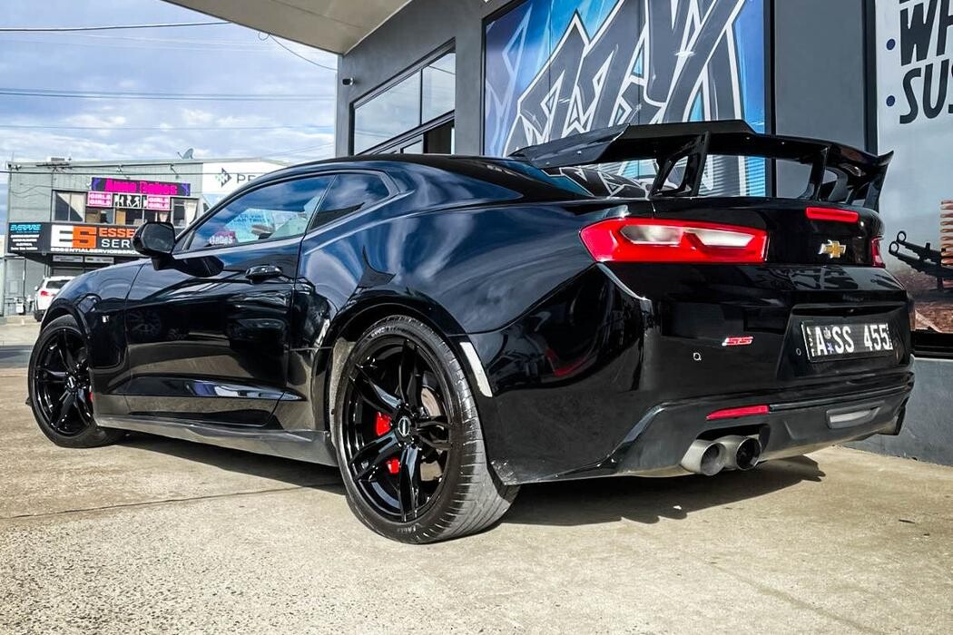 Images Ozzy Tyres Fyshwick | Tyres Canberra | Wheels & Tyres ACT | 4x4 Centre
