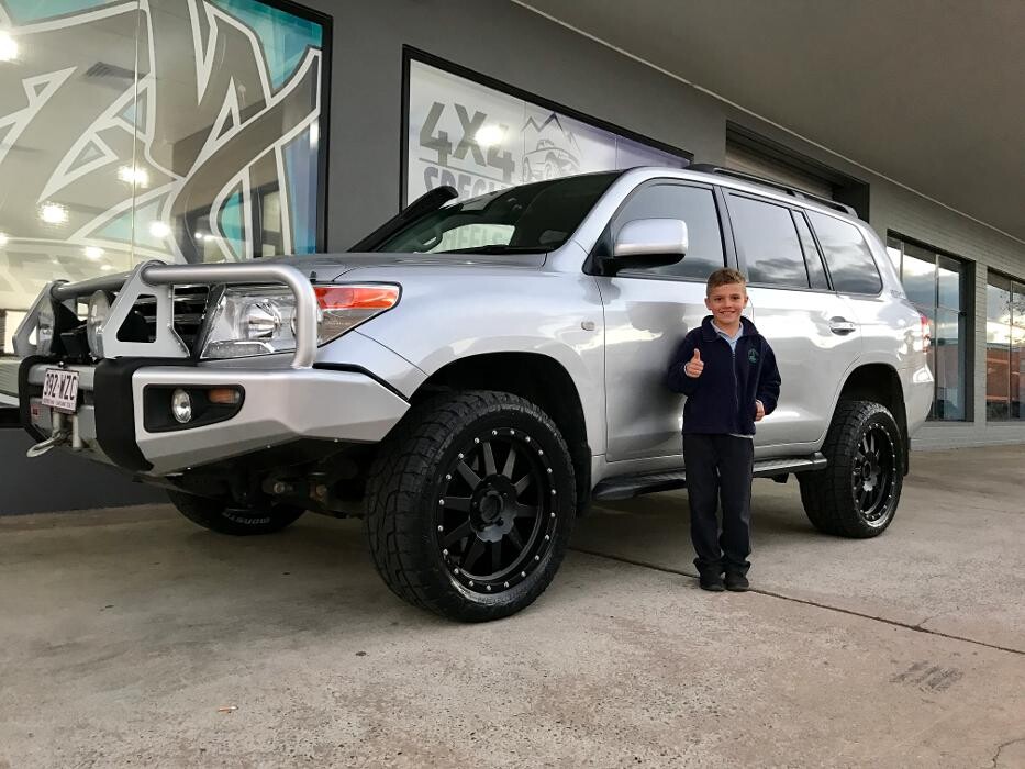 Images Ozzy Tyres Fyshwick | Tyres Canberra | Wheels & Tyres ACT | 4x4 Centre