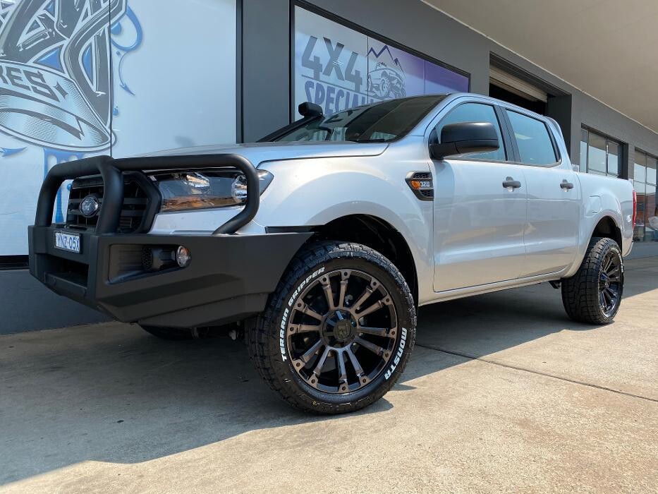 Images Ozzy Tyres Fyshwick | Tyres Canberra | Wheels & Tyres ACT | 4x4 Centre