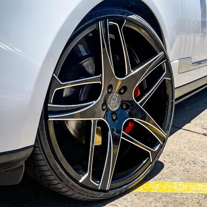 Images Ozzy Tyres Fyshwick | Tyres Canberra | Wheels & Tyres ACT | 4x4 Centre