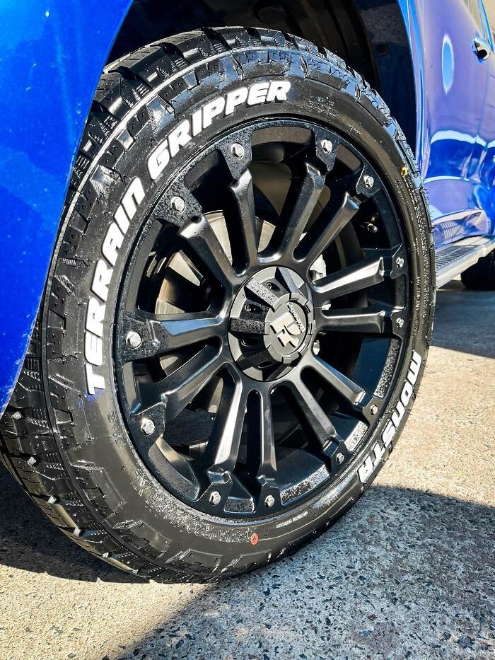 Images Ozzy Tyres Fyshwick | Tyres Canberra | Wheels & Tyres ACT | 4x4 Centre