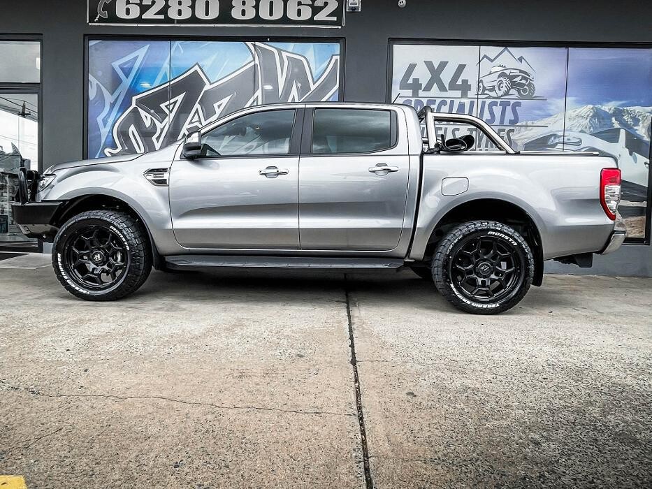 Images Ozzy Tyres Fyshwick | Tyres Canberra | Wheels & Tyres ACT | 4x4 Centre