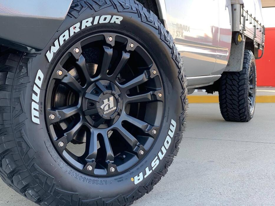 Images Ozzy Tyres Fyshwick | Tyres Canberra | Wheels & Tyres ACT | 4x4 Centre