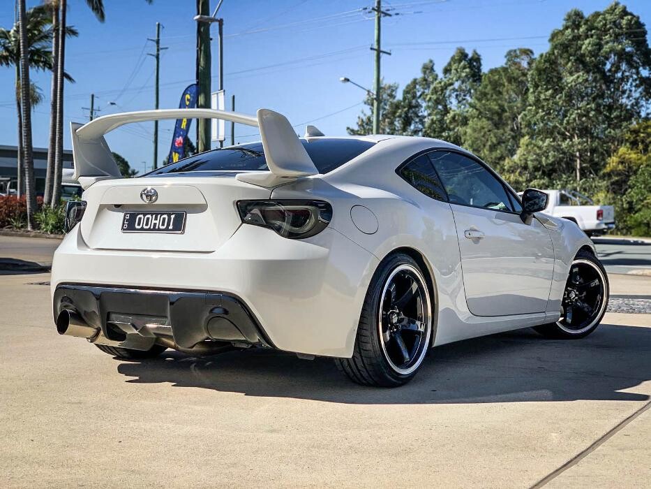 Images Ozzy Tyres Fyshwick | Tyres Canberra | Wheels & Tyres ACT | 4x4 Centre