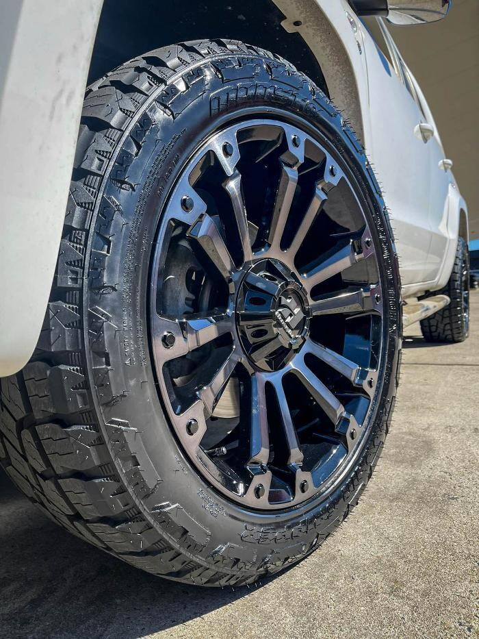 Images Ozzy Tyres Fyshwick | Tyres Canberra | Wheels & Tyres ACT | 4x4 Centre