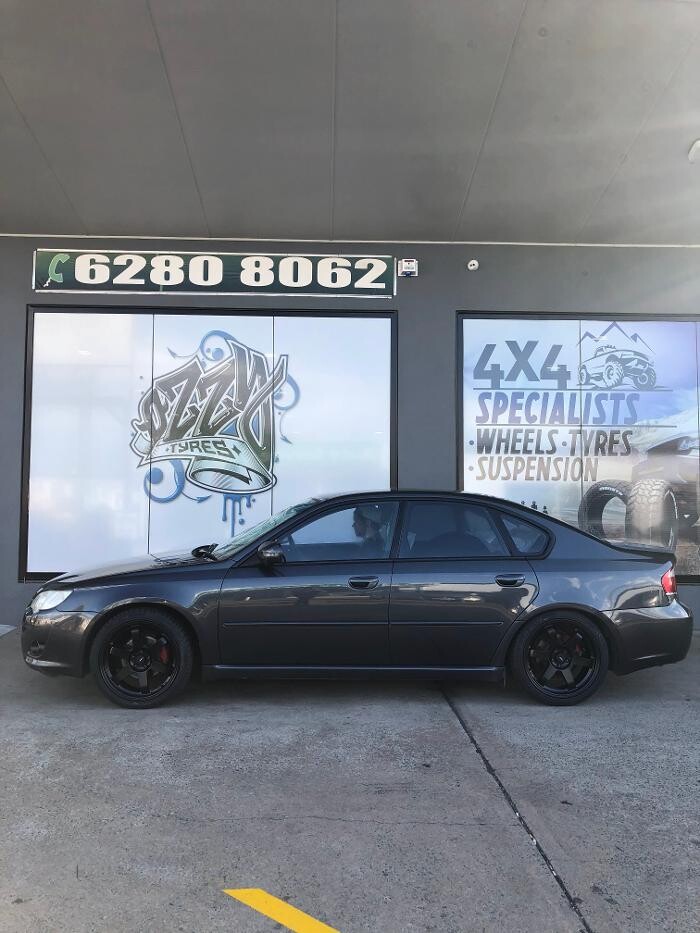 Images Ozzy Tyres Fyshwick | Tyres Canberra | Wheels & Tyres ACT | 4x4 Centre