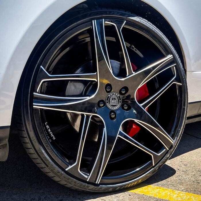 Images Ozzy Tyres Fyshwick | Tyres Canberra | Wheels & Tyres ACT | 4x4 Centre