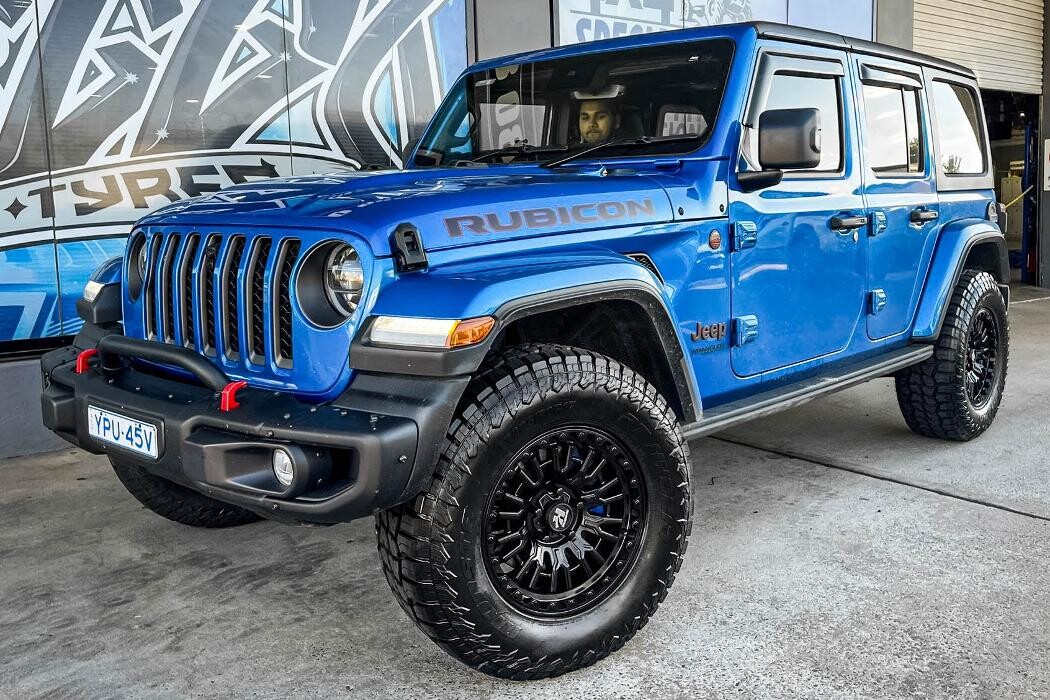 Images Ozzy Tyres Fyshwick | Tyres Canberra | Wheels & Tyres ACT | 4x4 Centre