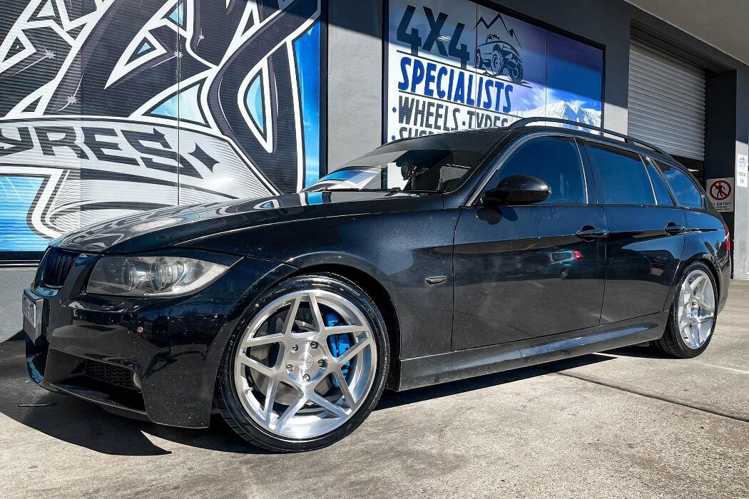 Images Ozzy Tyres Fyshwick | Tyres Canberra | Wheels & Tyres ACT | 4x4 Centre