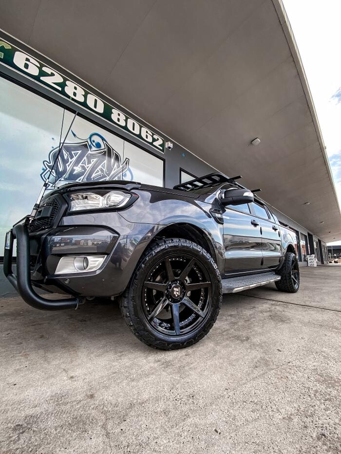 Images Ozzy Tyres Fyshwick | Tyres Canberra | Wheels & Tyres ACT | 4x4 Centre