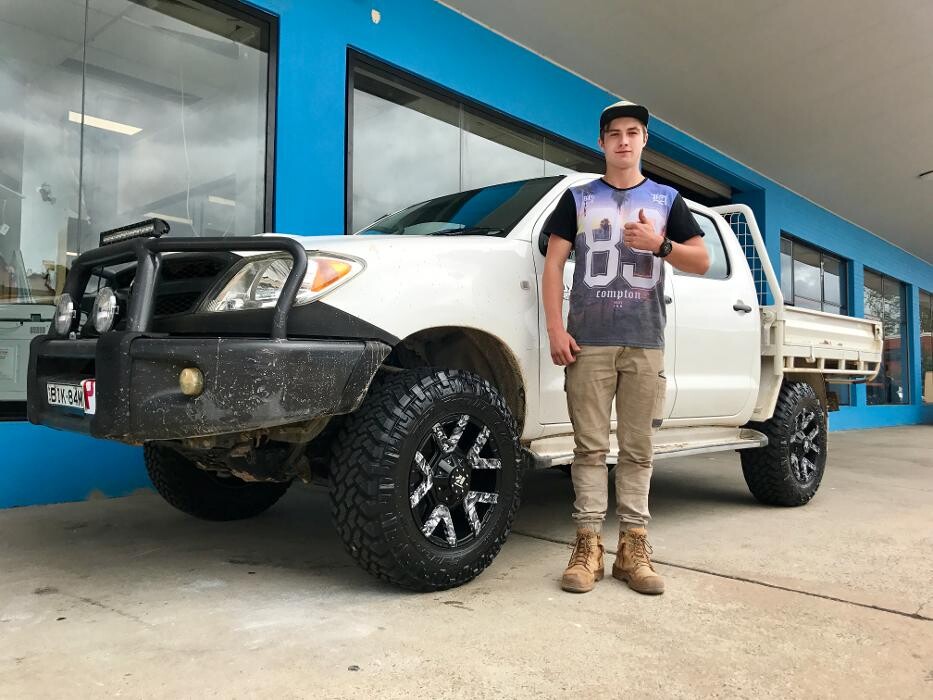 Images Ozzy Tyres Fyshwick | Tyres Canberra | Wheels & Tyres ACT | 4x4 Centre